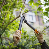 Hectarul - Foarfeca nicovala pentru ramuri groase Fiskars PowerGearTM L31, S